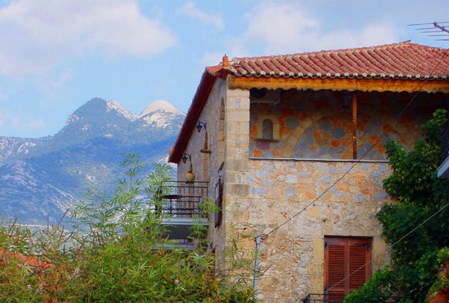 Appartamento Kastro Aggeliki Kardhamili Esterno foto
