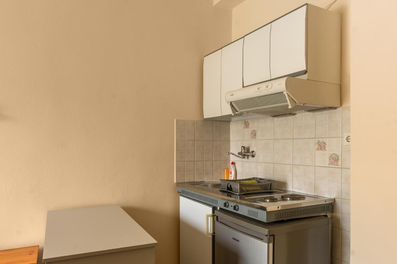 Appartamento Kastro Aggeliki Kardhamili Esterno foto