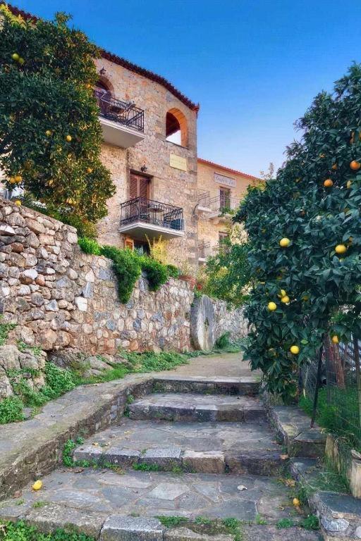 Appartamento Kastro Aggeliki Kardhamili Esterno foto